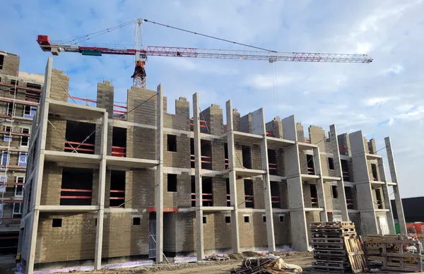 Aiandi 7, 9, 11, 16 — 11 hoonet