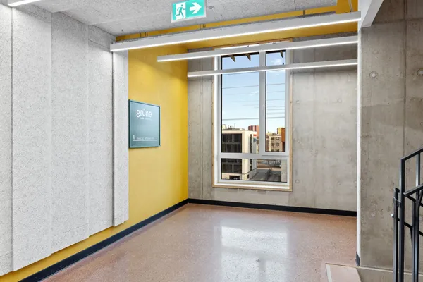 Meistri 14 büroohoone